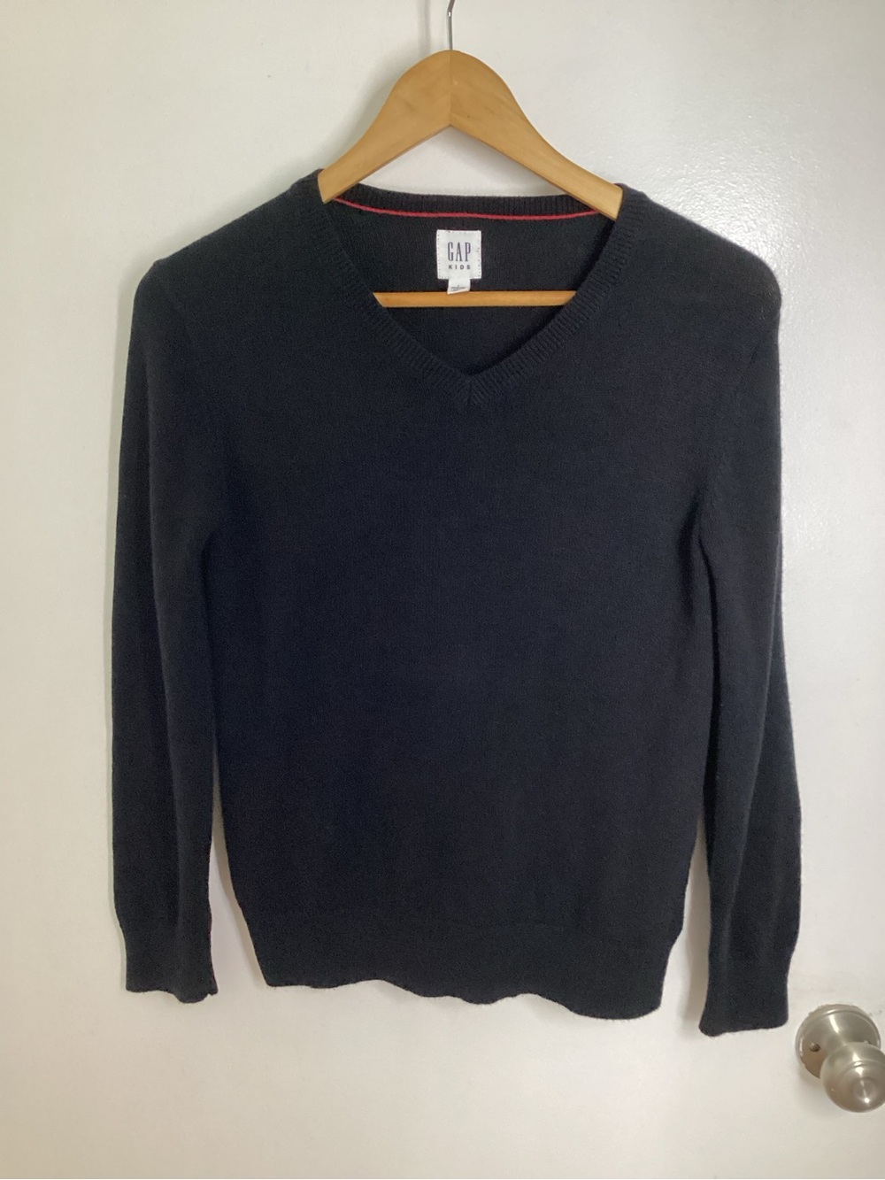 GAP Black V-Neck Sweater for Kids L